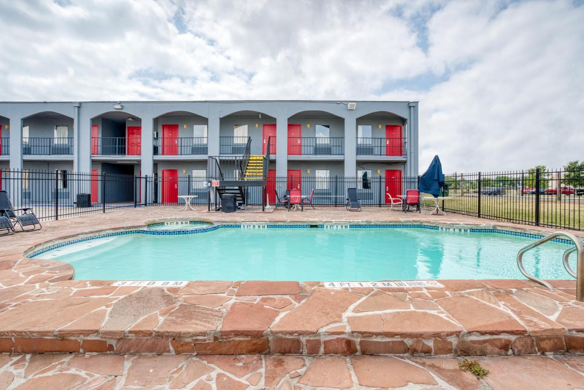 Oyo Hotel San Antonio Lackland Air Force Base West Zewnętrze zdjęcie