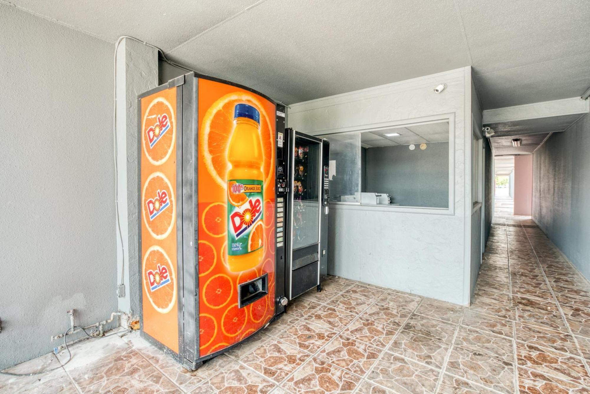Oyo Hotel San Antonio Lackland Air Force Base West Zewnętrze zdjęcie